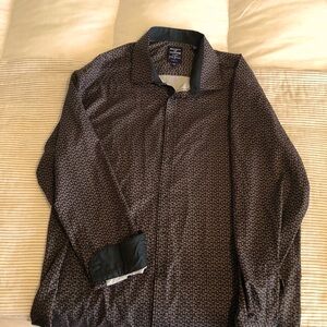 Men’s long sleeve casual dress shirt.